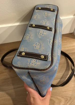 Dooney & Bourke Vintage Handbag thumbnail 11