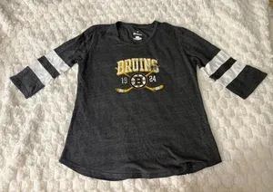 Boston Bruins Fanatics Women's Gray 3/4 Sleeve Striped T-Shirt Medium thumbnail 1