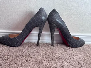 Christian Louboutin Heels thumbnail 3