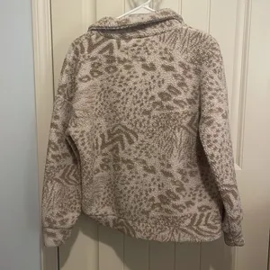 American eagle pullover thumbnail 2