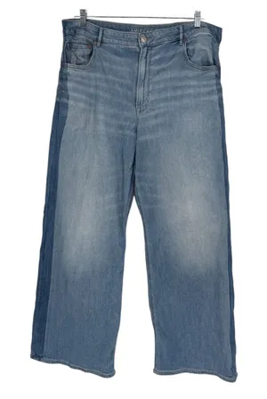 American Eagle Super High Rise Baggy Wide Leg Jeans Women's 18 Short Light Wash thumbnail 1