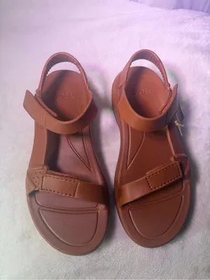 Teva Men's Tan Strap Sandals thumbnail 5