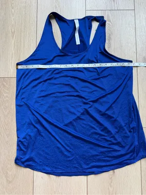Lululemon Essential Tank Pleated Larkspur Blue Scoop Neck Athletic Top Size 14 thumbnail 11