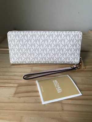 Michael Kors Wallet thumbnail 2