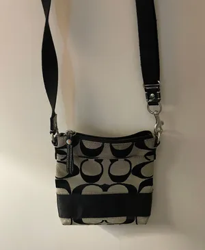 Coach Purse thumbnail 2