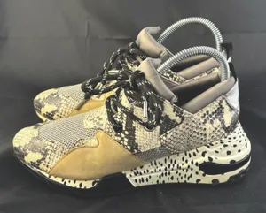 Steve Madden Women's Cliff Platform Sneakers Size 8 Snake Silver Snakeskin thumbnail 1