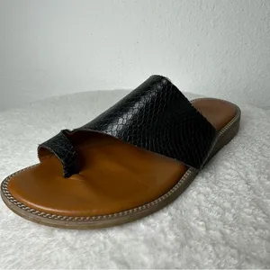 Franco Sarto Black Upper Leather Sandals Snakeskin Embossed Size 7 thumbnail 2