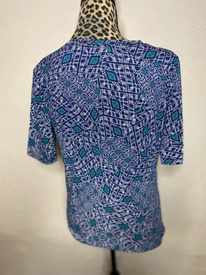 LuLaRoe Blue and Teal Geometric Short Sleeve Top thumbnail 5