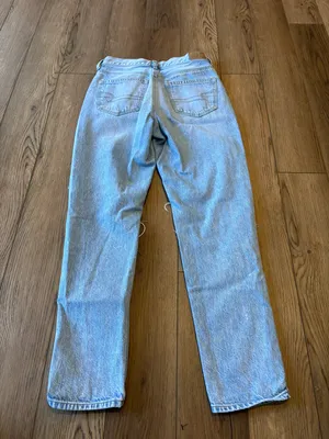 Outfitters Mom Jeans thumbnail 5