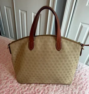 Dooney & Bourke Greta Satchel Beige Bag handbags Women's thumbnail 2