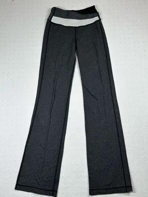 Lululemon Women’s Groove Pant Yoga Leggings Heathered Gray Size 2 Flare thumbnail 1