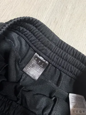 Adidas sweatpants  thumbnail 4