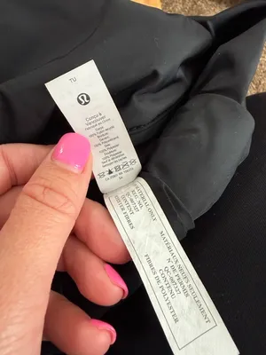 Lululemon Gathered Handle Crossbody Bag  thumbnail 9