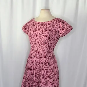 GAL MEETS GLAM Hallie Dress Paisley Floral Pink Purple Box Pleats Pockets Size 8 thumbnail 7