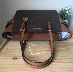 Michael Kors Purse thumbnail 5