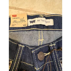 Levis 524 Too NWT Superlow Skinny Jeans Dark Wash Indigo Low Rise Denim Size 2 thumbnail 4