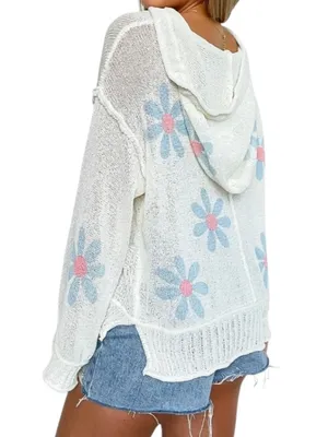 POL Daisy Print Loose Knit Hooded Sweater Women’s Size Small Boutique Sweater thumbnail 2