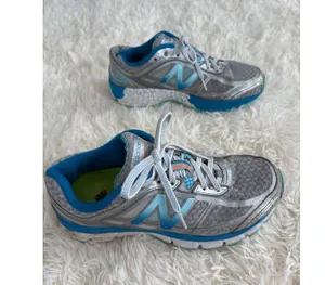 New Balance 860v15 Women's Running Shoes Silver Blue Cushioned Athletic Sneakers thumbnail 3