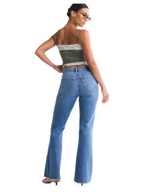 Abercrombie & Fitch - Curve Love High Rise Flare Jeans Light Wash Size 28 thumbnail 3