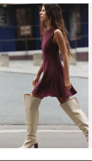 Dress thumbnail 2