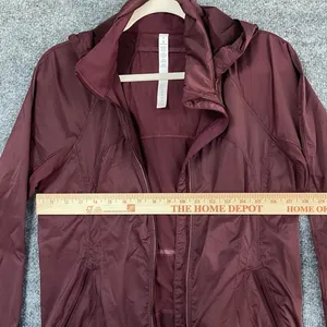 Lululemon Goal Crusher Burgundy Lightweight Jacket Mesh Hooded Windbreaker thumbnail 6