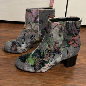Rag & Bone Drea Velvet Floral Print Ankle Booties Boho Chic Glam Artsy Luxury thumbnail 4