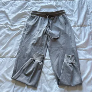 RACHEL ZOE‎ Womens Size XS Relaxed Fit Mid Rise Stretch Jogges Pants Gray Sweats thumbnail 1