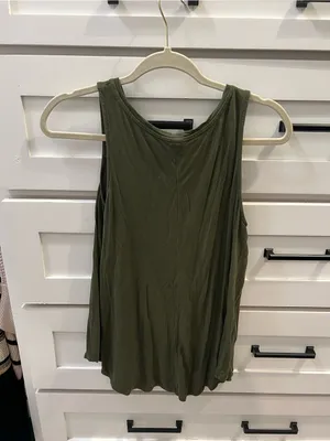 Old navy Olive Green Sleeveless Tank Top with metallic Cactus thumbnail 3