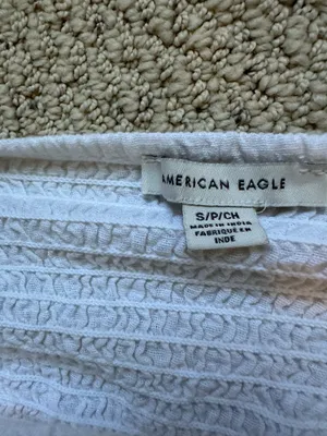 American Eagle White Top Crop thumbnail 3