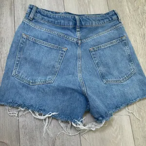 Topshop moto mom cutoff high waisted denim jean‎ hot shorts size 6 cutoff frayed thumbnail 3