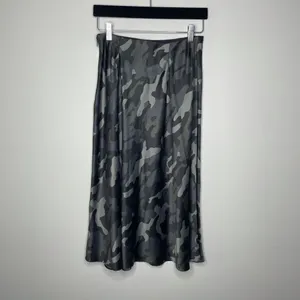Express- Black & Grey Camo Satin Midi Skirt thumbnail 6