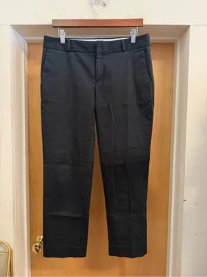 Banana Republic Women’s Black Hampton Fit Straight Leg Dress Pants Size 6 thumbnail 3