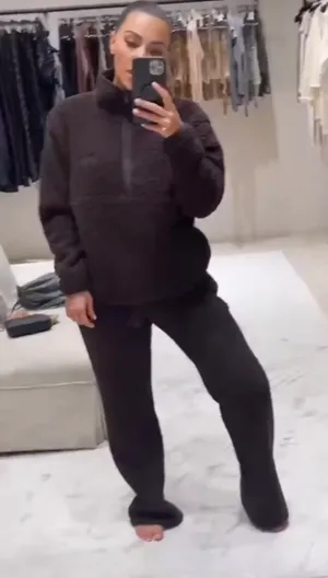 SKIMS Teddy Fleece Pants M thumbnail 1
