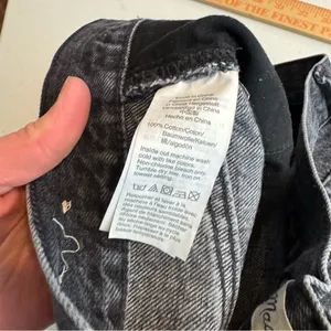 Madewell Relaxed Denim‎ Jean Shorts In Calverley Wash 27 black gray wash summer thumbnail 5