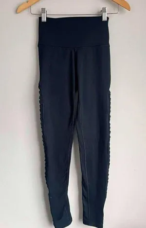 Aerie Black Fleece Lined High Rise Ruffle Pleat Side Leggings Size Small thumbnail 1