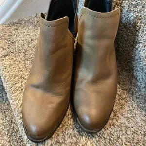 STEVE MADDEN Adelphie Leather Ankle Booties in‎ Taupe Size 8 thumbnail 3