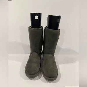 Koolaburra by UGG Tall Gray Shearling Boots Women’s 7 Classic Cozy Winter thumbnail 3