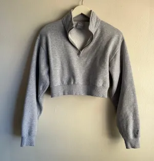 Aritzia Tna Pullover thumbnail 1