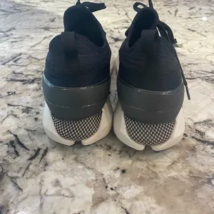 Under Armour HOVR Phantom SE Women’s size‎ 8.5 thumbnail 3