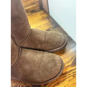 UGG Classic Short Brown Boots Size‎ 8 thumbnail 5