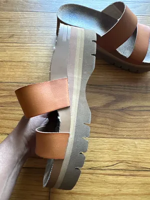 Reef Cushion Vista Hi Platform Slide Sandals Tan Vegan Leather Women’s 8 thumbnail 2