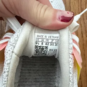 adidas UltraBOOST 5.0 DNA Strawberry Lemonade Size 9.5 thumbnail 7