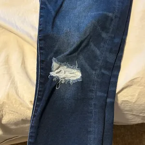 American Eagle Outfitters Women's Dark Blue Skinny Jeans thumbnail 3