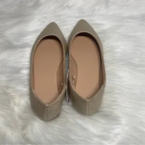 Gold Textured Pointed Toe Flats Women’s Size 8 thumbnail 7