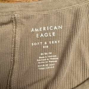 American Eagle Soft Sexy‎ Ribbed Tee Shirt Taupe Short Sleeve Women's M thumbnail 3