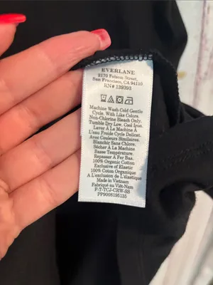 NWOT Everlane The Slim Crew in Essential Cotton thumbnail 9