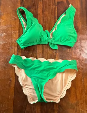 J.Crew Womens Kelly Green Scalloped V-Neck Front Tie Bikini Set XS thumbnail 1