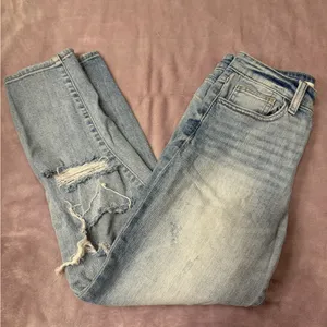 Willow & Root Buckle Blue Denim Jeans thumbnail 4