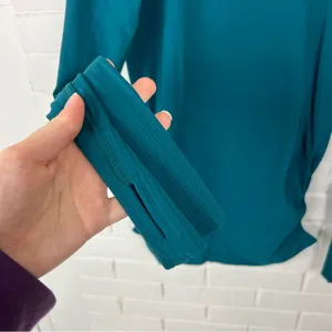 Athleta Fastest Track Running Activewear Long Sleeve Top Size S thumbnail 8
