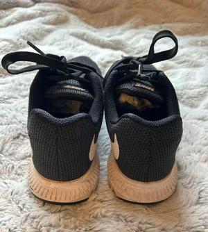 Nike Tennis Shoes thumbnail 6